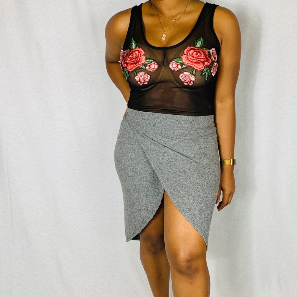 Tulip Hem Split Sweater Skirt